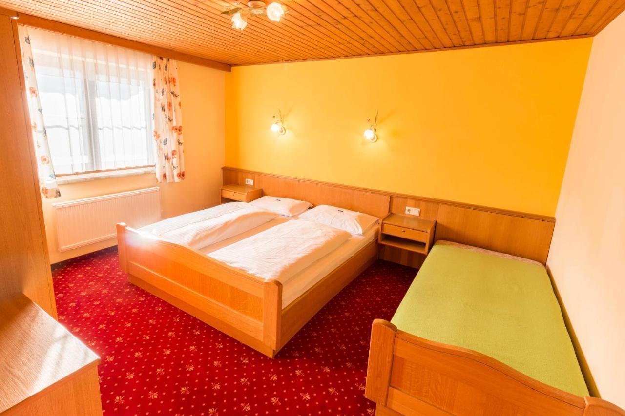Hotel Weissenstein Sankt Michael im Lungau Buitenkant foto