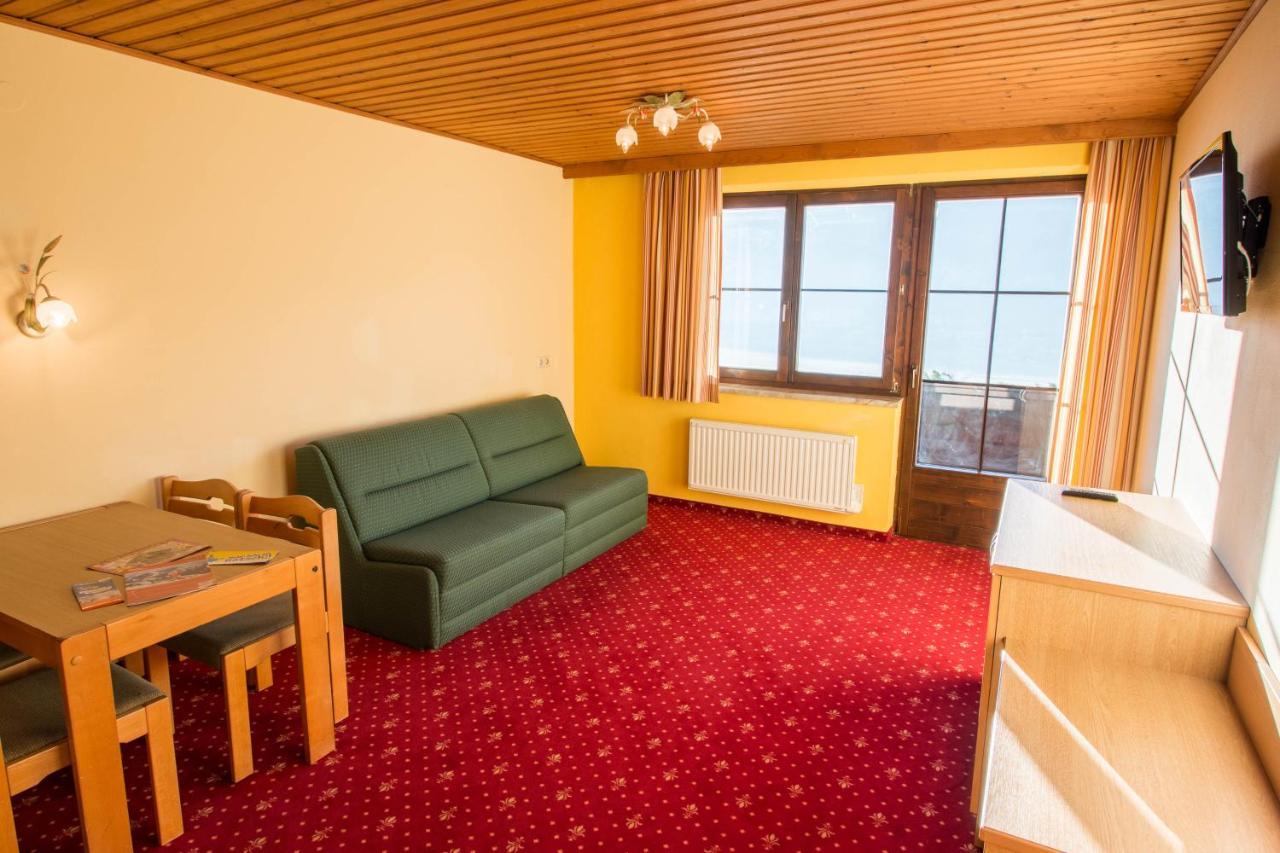 Hotel Weissenstein Sankt Michael im Lungau Buitenkant foto