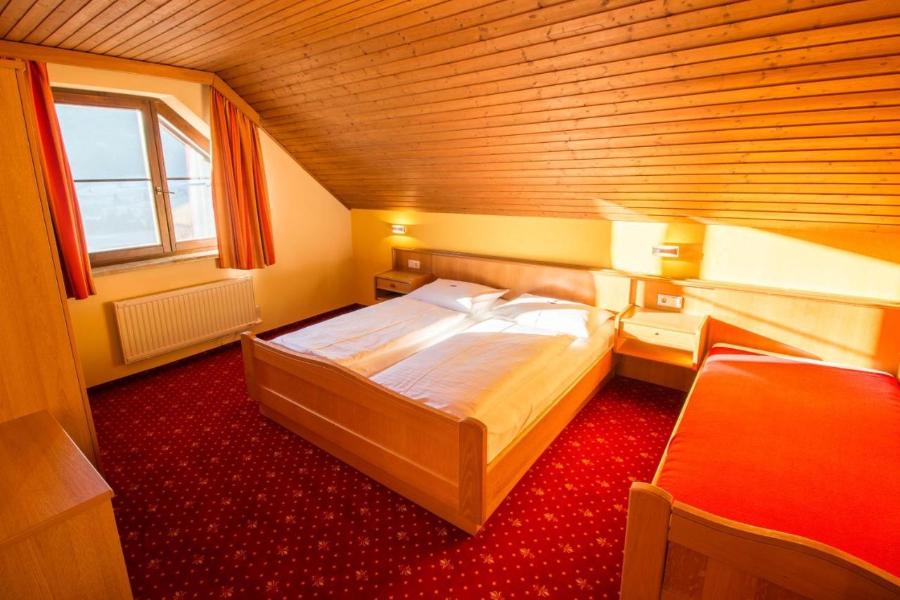 Hotel Weissenstein Sankt Michael im Lungau Buitenkant foto