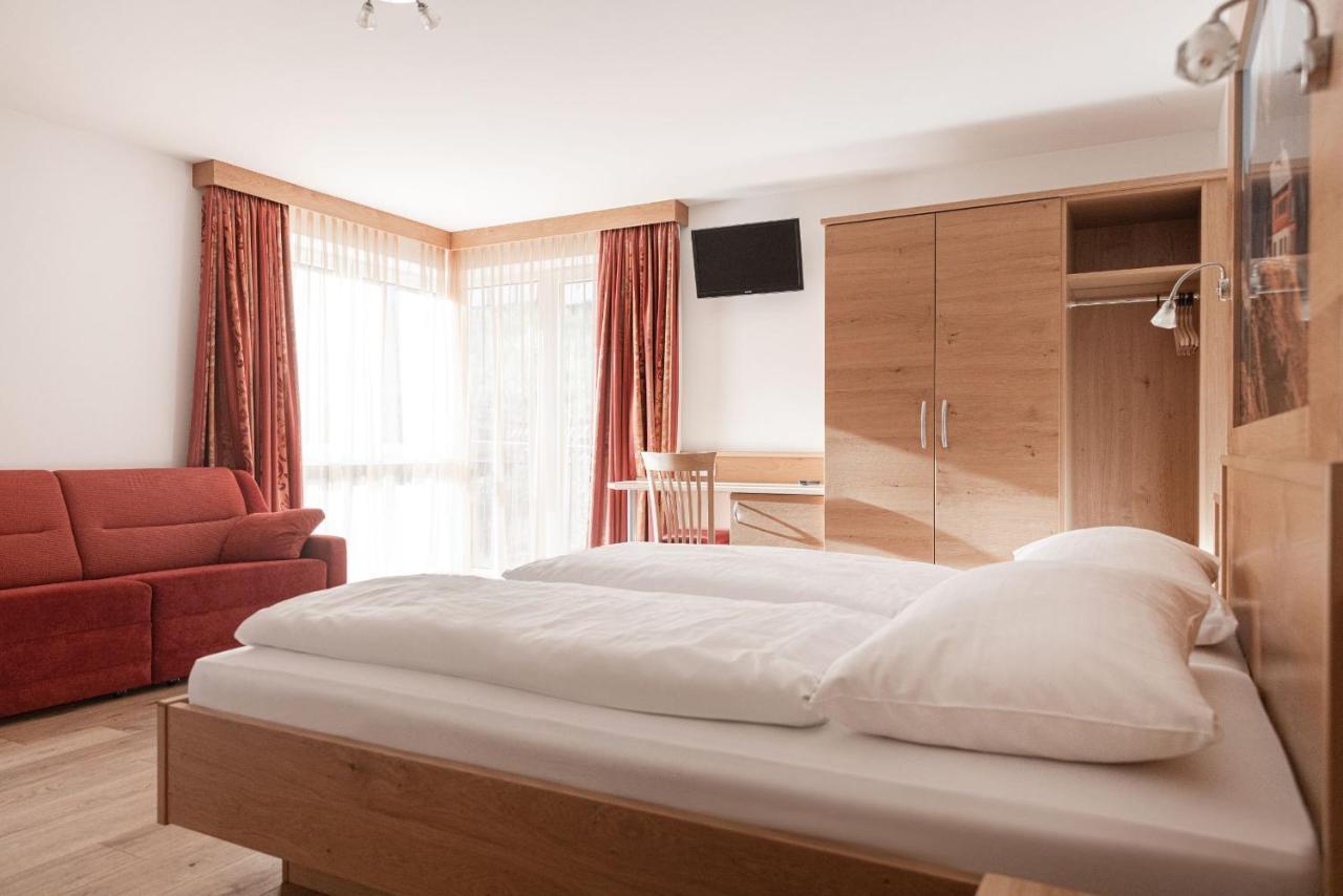 Hotel Weissenstein Sankt Michael im Lungau Buitenkant foto
